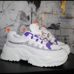 *RARE* chunky platform sneakers